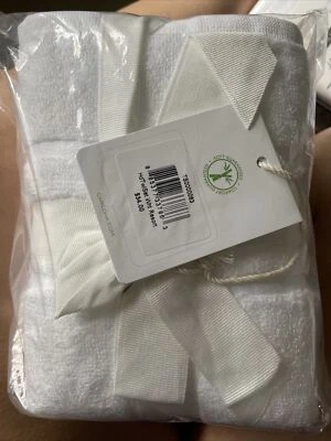 Cariloha White Resort Bamboo Hand Towel TS0000063 - Image 1 of 3