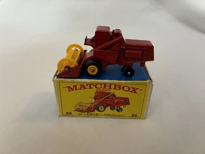 Винтажный комбайн Lesney серия Matchbox No65 Claas Англия - Изображение 1 из 4