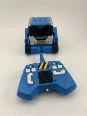 Moose Toys Robo Alive Battlegrounds MB.01 RC Robot Vehicle Blue w/ Remote - Image 1 of 4