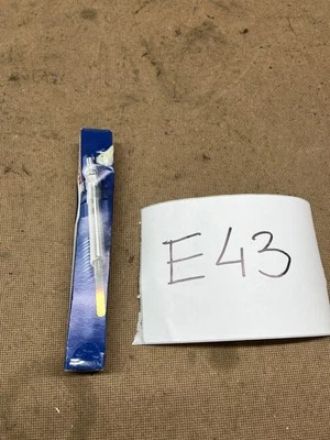 Glow Plug 0250623003 Bosch  GLP273 Fits Nissan Navara 2.5 D40 - Image 1 of 2