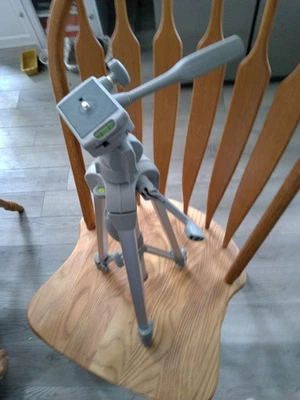 Quantaray QSX 7001 Digital Tripod - - Image 1 of 4