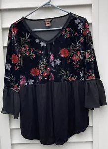 Blouse Velour & Jersey Fabric Floral Top 3/4 Bell Sleeves Sz M Multiples Brand - Picture 1 of 6