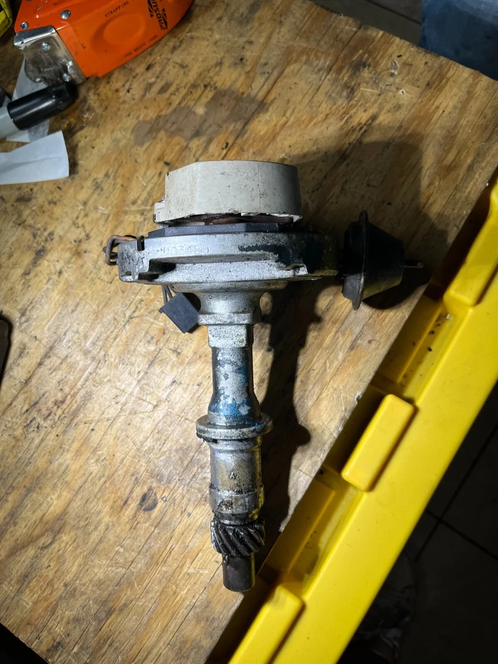 1980 Pontiac Trans AM Firebird Formula 301 HEI 分销商 1103425 — 第 1/1 张图片