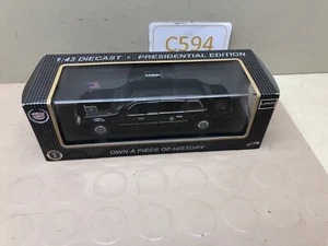 1:43 Diecast Presidential Edition Luxury 2009 Presidential Limousine In Box - Picture 1 of 11