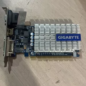 GIGABYTE NVIDIA GEFORCE 210 GV-N210SL-1GL GRAPHICS CARD - Picture 1 of 4