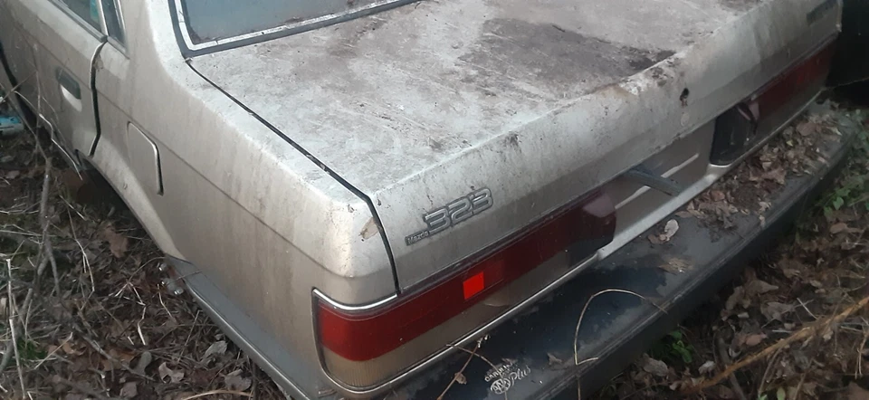 ДВИГАТЕЛЬ И КОРОБКА ПЕРЕДАЧ 1,6 Л, 1989 MAZDA 323 - Изображение 1 из 1