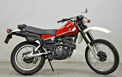 YAMAHA  XT 400 XT 550 WORKSHOP MANUAL TALLER SERVICE ITALIANO PDF DVD - Imagen 1 de 4