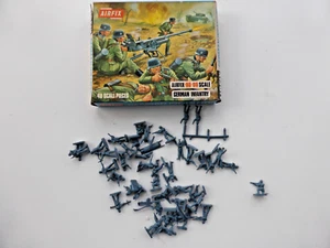 Airfix 1:76 German Infantry Model Kit S5 HO/OO (44 Pieces) - Picture 1 of 7