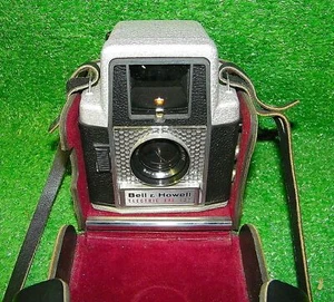 Bell and Howell Electric Eye 127 Camera In Original Case - Picture 1 of 4
