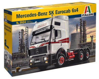 Mercedes-Benz SK Eurocab 6x4 Truck LKW 1:24 Model Kit Bausatz Italeri 3924 - Bild 1 von 2