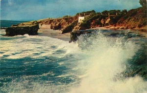 Pacific Coastline At La Jolla, California Vintage Postcard - Picture 1 of 2