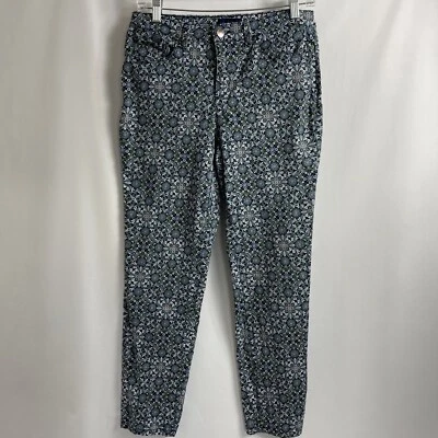 Pantalones de mezclilla Charter Club para mujer 4 Bristol ajustados al tobillo Ditsy florales núcleo de cabaña Foto 1 de 4