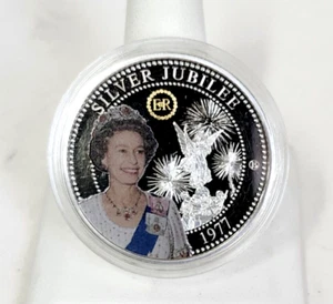 Platin Jubiläum 1952-2022 Queen Elizabeth Challenge Münze 1977 Neu - Bild 1 von 3