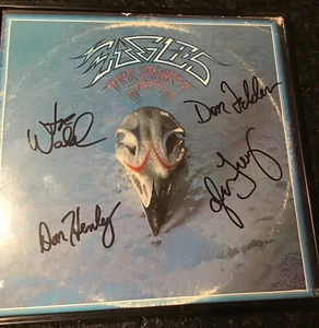Eagles signed Album Joe Walsh, Don Henley, Glenn Frey, Don Felder   - Bild 1 von 4