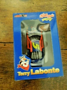 Terry Labonte #5 Kellogg’s 1/64 Chevy Car in Mini Frosted Flakes Box Action 2002 - Picture 1 of 4