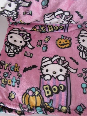 Manta de felpa Hello Kitty Cloud 60" x 70" Halloween momia rosa púrpura BOO Foto 1 de 4
