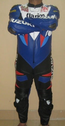 Picture 1 of 4