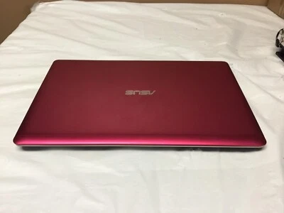 ASUS VivoBook X202E-DH31T 11.6in. Core i3-3217U, 4GB RAM, 500GB HDD - NO OS - Image 1 of 4
