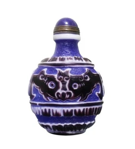China, Guangzhou Workshop, Overlay Glass Snuff Bottle – Bats Motif, 1950s–1970s - Picture 1 of 7