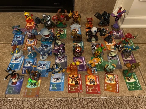 Skylanders Lot of 30 Figures,  Imaginators, TrapTeam, SwapForce, Giants, Etc Cover