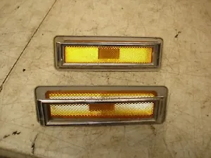 1970-1974 Chevrolet Nova SS Front RH & LH Side Marker Lights Pair GM OEM Yellow - Picture 1 of 4