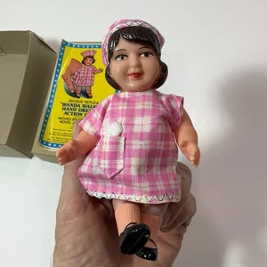 Muñeca marioneta de dedo Wanda Walker 1978 Shackman operada insertando dedos en - Imagen 1 de 3