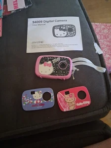 Hello Kitty SANRIO Digital Camera by Sakar 2011 w/changeable faceplate 94009 NIP - Picture 1 of 3