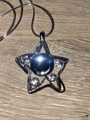 Colar Estrela de Cristal Betsey Johnson ⭐️  - Imagem 1 de 4