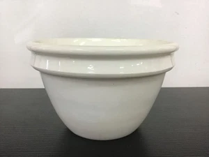 VINTAGE Ceramic Pudding Mixing Bowl - Made in England - Small 14.5 cm - Picture 1 of 5