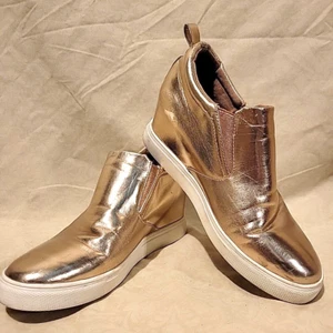Madden Girl High Top Fashion Sneaker Gold Women's Pepee Leather 10 M - Picture 1 of 8
