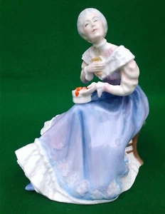 ROYAL DOULTON “FELIZ ANIVERSARIO” OCASIONES ESPECIALES - HN3097 - Imagen 1 de 11