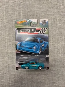 HOT WHEELS TRACK DAY VOLKSWAGEN KARMANN GHIA REAL RIDERS - Picture 1 of 2