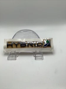 Genuine Ford Fusion Trunk Lid Emblem DS7Z-9942528-F  NEW OEM 2013-2018 - Imagen 1 de 2