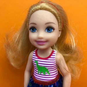 Barbie Little Sister Chelsea Blonde Hair Dinosaur Dress Sister Toy Fashion Doll - Picture 1 of 4