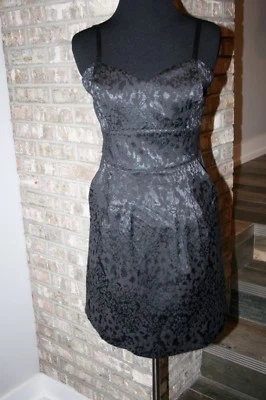 NUEVO Vestido Walter by Walter Baker Negro Floral Correas Extraíbles Talla S Venta al por menor $118 Foto 1 de 4