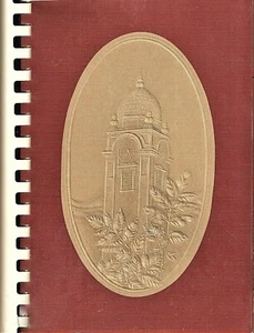 The FORT LEAVENWORTH COLLECTION by F.L. Officers & Civilian Wives' Club (1983) - Picture 1 of 3