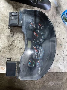 2004 INTERNATIONAL 4300 USED DASHBOARD INSTRUMENT CLUSTER - Picture 1 of 2