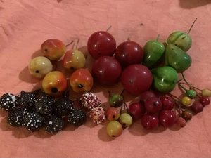 Lot Of 38 Vintage Mini Foam Fruits - Picture 1 of 9