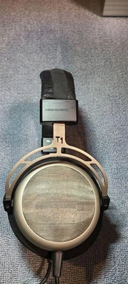 beyerdynamic T1 1st Generation Over the Ear Headphones - Silver Good - Image 1 of 4