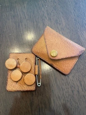 Gemelos de cuero VNT en estuche Hecho en Inglaterra. Artículos de cuero Lucian Foto 1 de 4