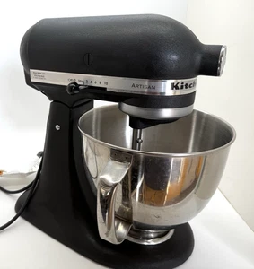 KitchenAid Artesanal HIERRO FUNDIDO NEGRO 5 cuartos Cabezal Inclinable Soporte Mezclador KSM150PSBK - Imagen 1 de 16