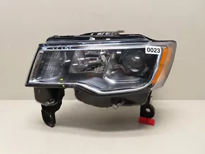 2017-2021 JEEP GRAND CHEROKEE LEFT HALOGEN HEADLIGHT LAMP OEM - Picture 1 of 13