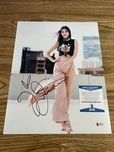 Victoria Justice Autographed 11x14 Photo Victorouis Zoey 101 The Outcasts BAS - Picture 1 of 2