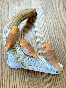 MCM Treibholz Hallenbehang mit 3 Holzvögeln, 8x7 cm - Bild 1 von 8