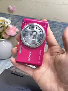 SONY Cyber Shot DSC-W730 Digital Camera 8x Zoom 16.1MP Pink English Language - Picture 1 of 7