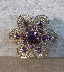 VTG 1950s Purple Rhinestone Brooch Convertible Pendant Floral Retro Gold Tone - Picture 1 of 11