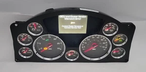 Cuadro de instrumentos Kenworth T680 2012 usado P#Q43-1133-1-1-103 - Imagen 1 de 6