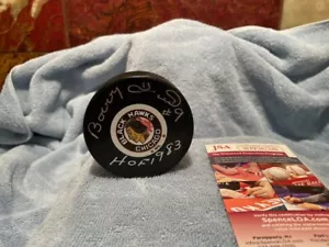 Bobby Hull Chicago Blackhawks Signed Autographed Hockey Puck w/COA Hall of Fame - Picture 1 of 3