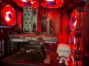 GIGABYTE Radeon RX 6600 EAGLE 8GB GDDR6 GPU - Photo 1/3