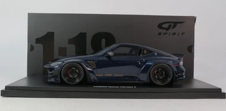 Nissan 400Z Di PANDEM Anno 2023 Blu Scuro / Nero Ruote 1 18 GT494 GT-SPIRIT